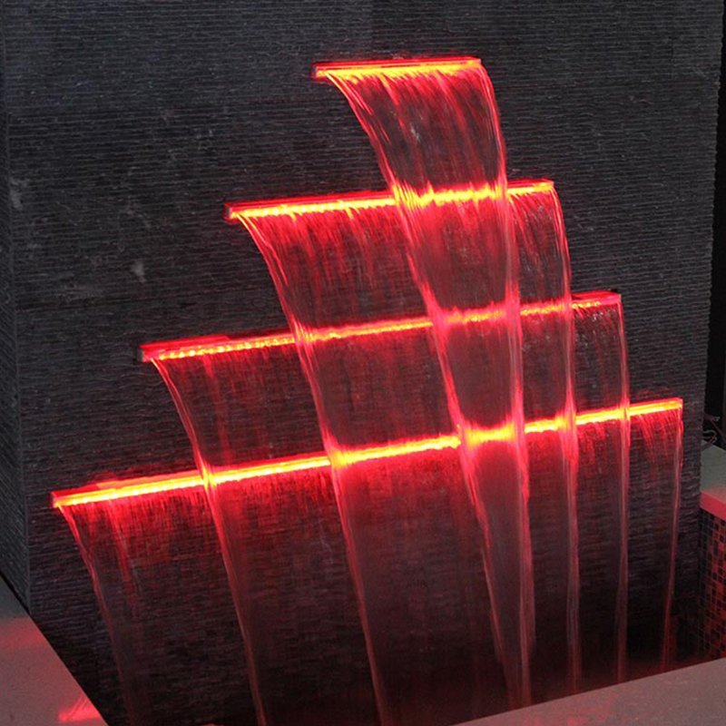 Cascade LED RGB en rouge
