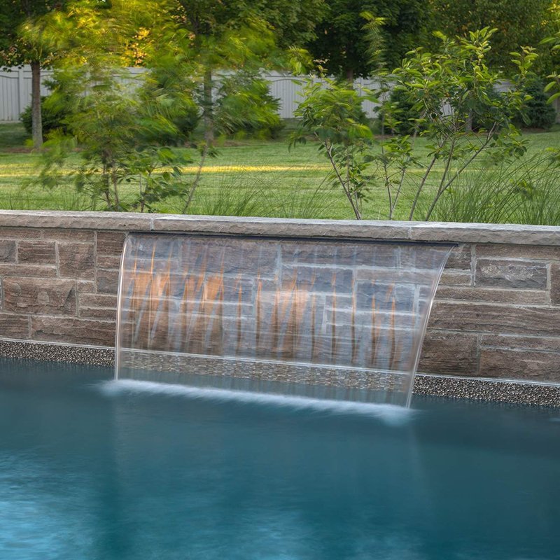 Rideau d'eau de jour, lame en acrylique transparent